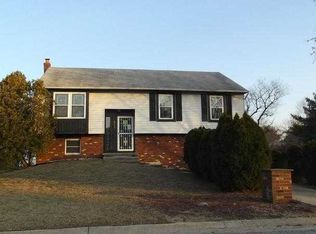 423 Apple Rd, Edgewater Park, NJ 08010