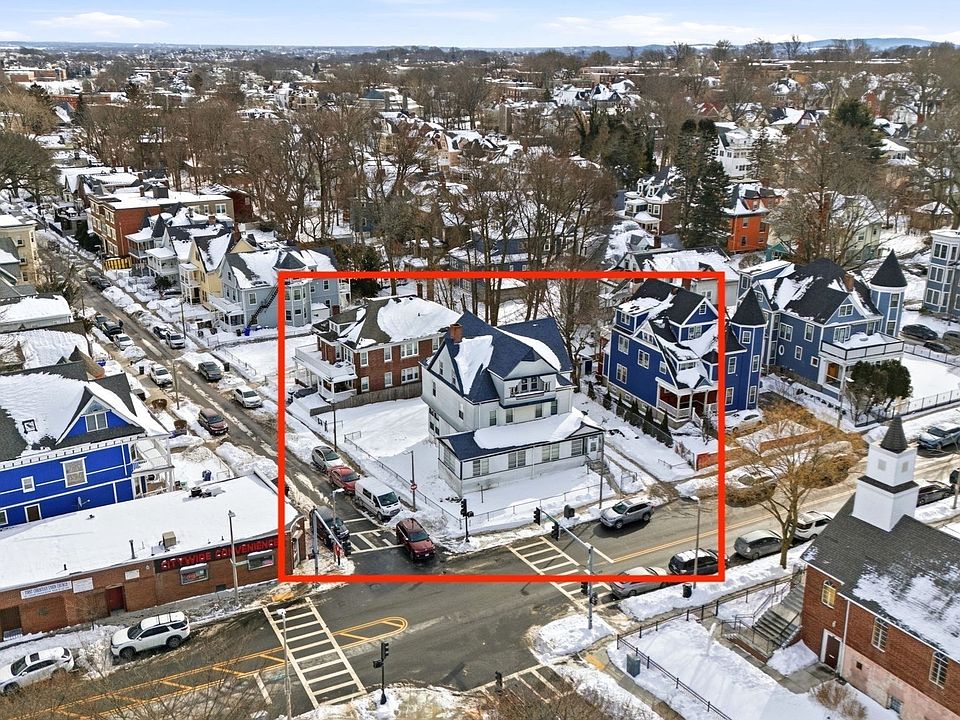 1st image of 162 Humboldt Ave