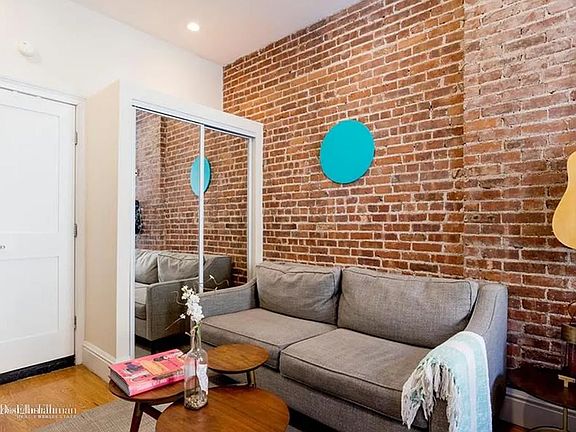 2nd image of 338 W 17th St APT 1A