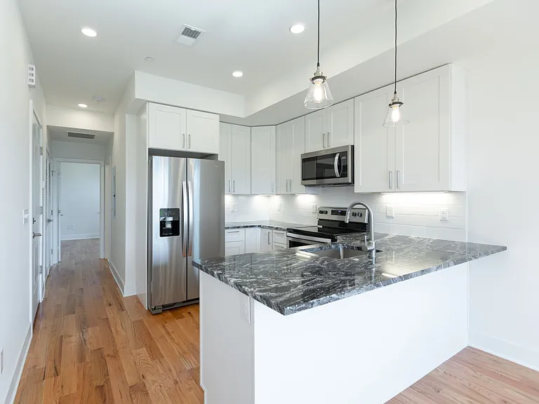 505 W Norris St #22 — Photo 1