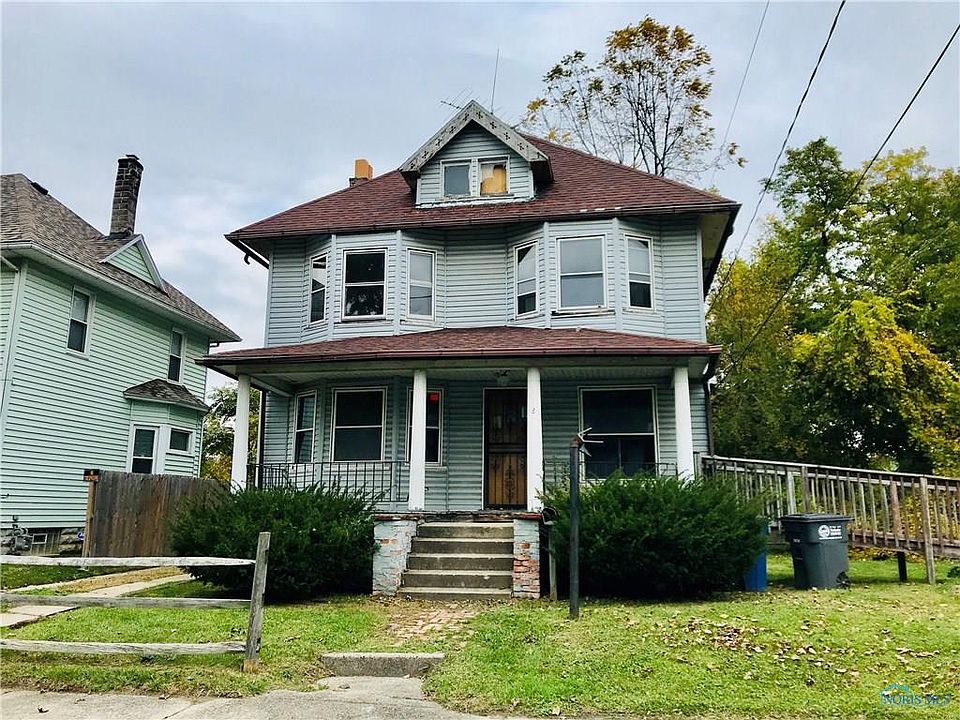 1st image of 122 Columbia St