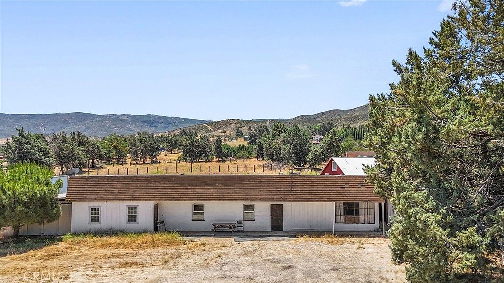 なお✕4 8768 Leona Ave, Leona Valley, CA 93551 | MLS #SR25132135