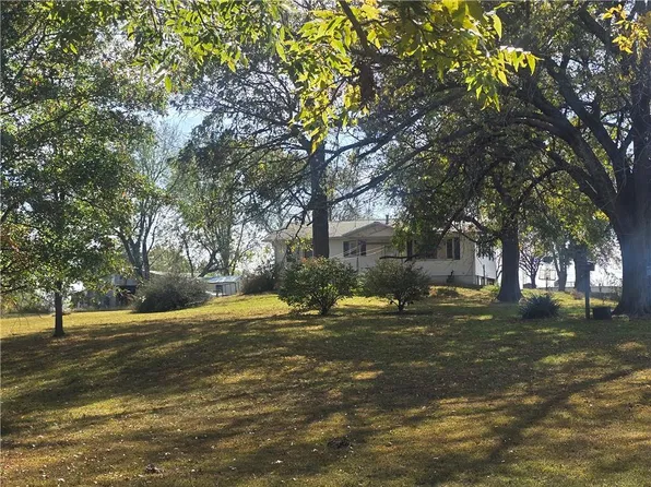 1049 SW 418p Rd, Deepwater, MO 64740