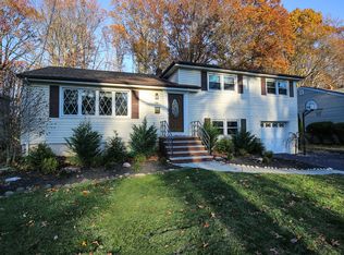 35 Wadsworth Ter, Cranford, NJ 07016