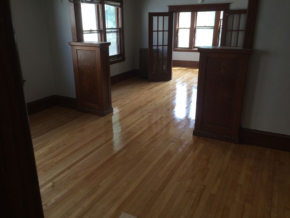 1st image of 1849 Portland Ave S #5