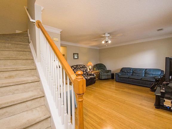 4th image of 4861 Habersham Ln