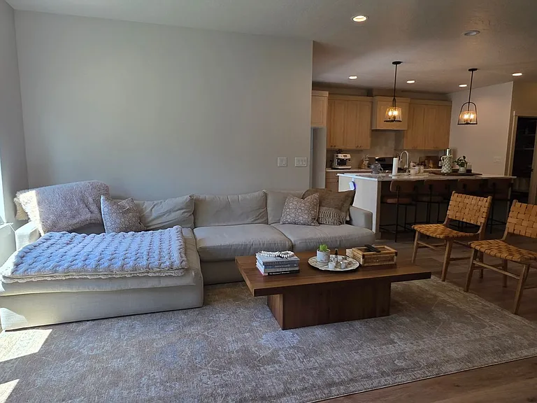 9647 W Kate Dr — Photo 3