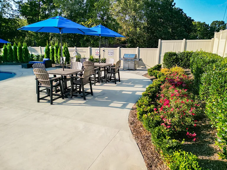 Pheasant Run Apartments — Photo 6