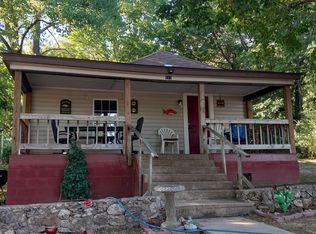 517 Combs Ave, Cotter, AR 72626