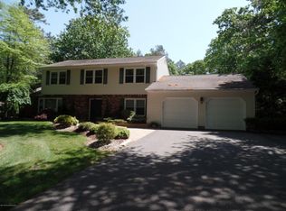 9 Edward Ave, Monroe Township, NJ 08831