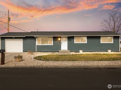 911 1ST NE, Ephrata, WA, 98823