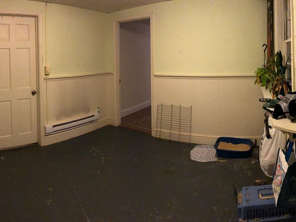 1st image of 611 Moseley Dr
