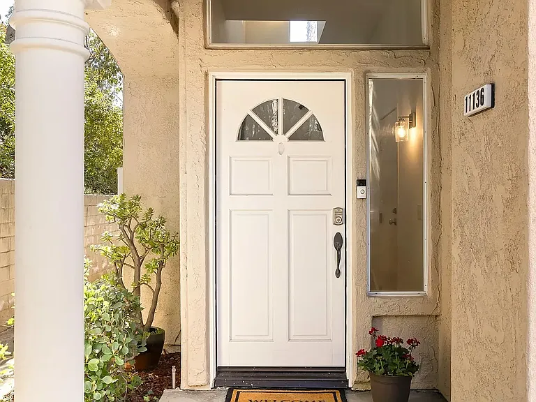 11136 Portobelo Dr — Photo 2