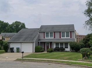 13 Daphne Ct, Edison, NJ 08820