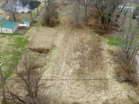 4th image of 4407 Bramers Ln