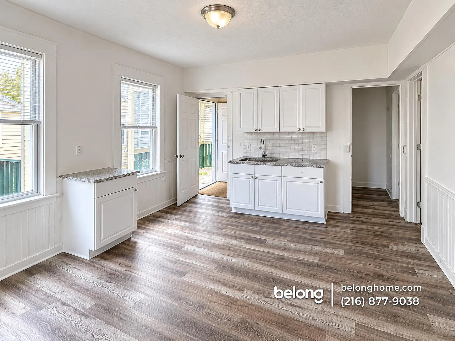 3 bed, 1.0 bath, 800 sqft, $1,295 — Photo 2