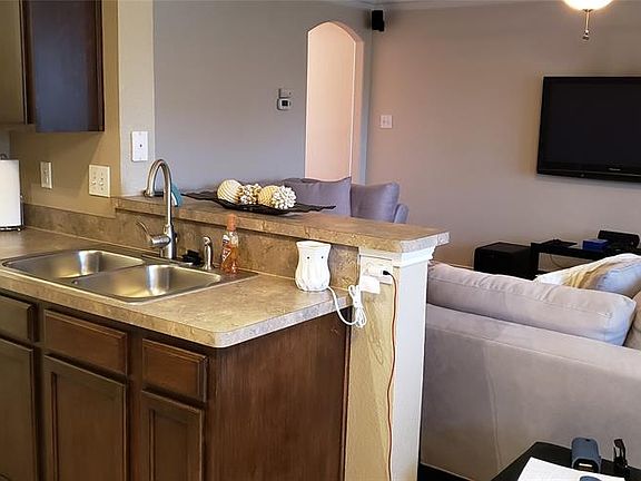 5th image of 2615 Castle Pines Dr