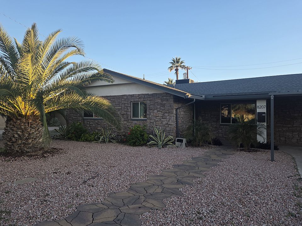 Welcome home! Low maintenance front yard