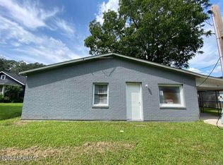 141 Creek Rd, Elizabeth City, NC 27909