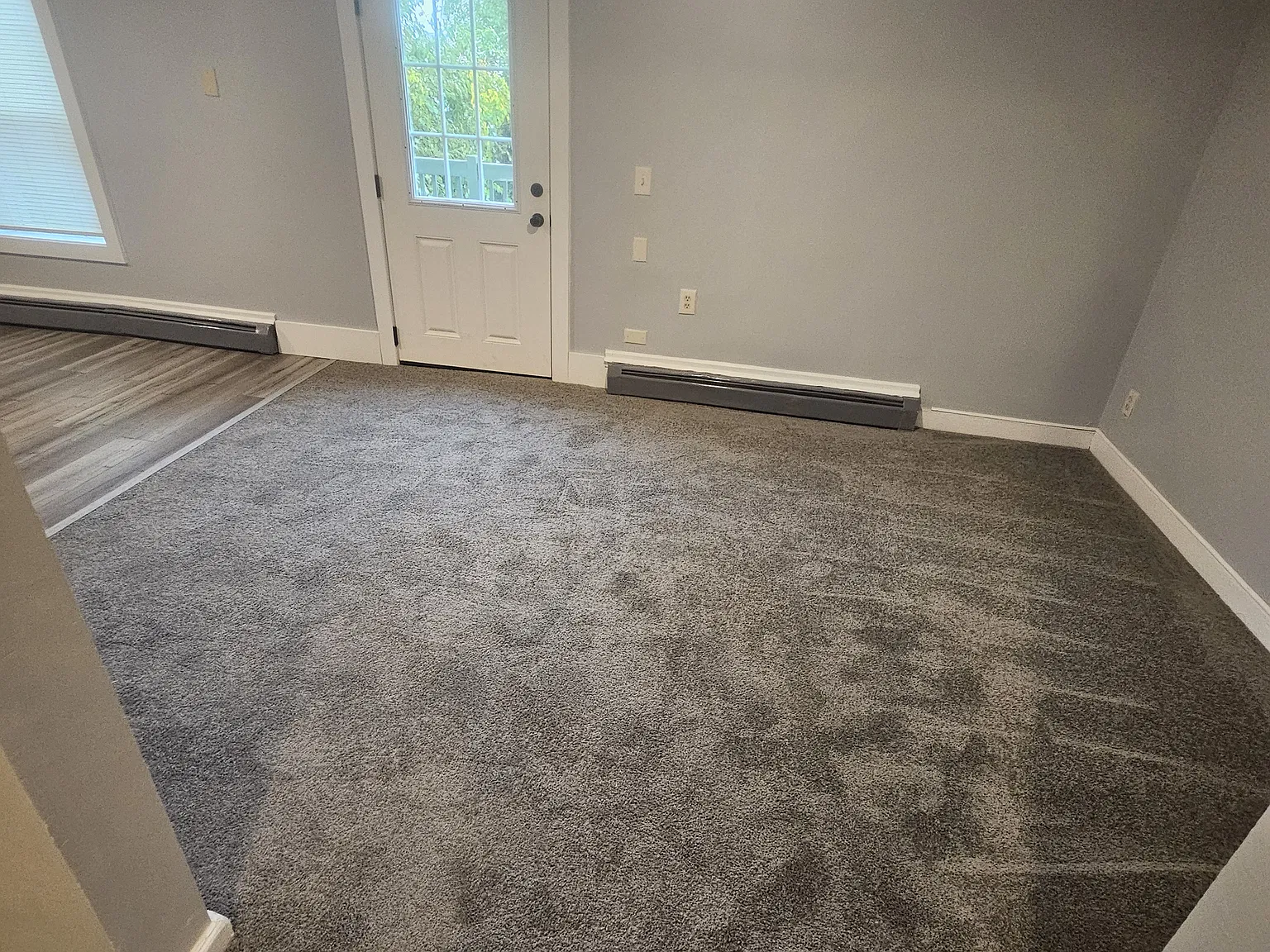 2190 Pleasant St — Photo 2