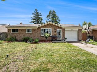 29270 Malvina Dr, Warren, MI