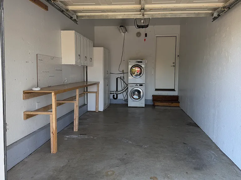 2470 Bella Vista Ave #A — Photo 6