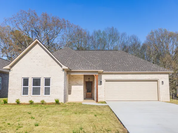 120 N Gregory St, Ecru, MS 38841