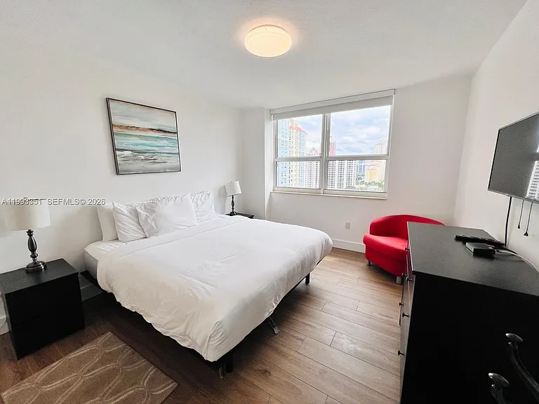 19501 W Country Club Dr #1408 — Photo 17