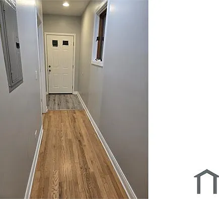 732 W 50th St #2 — Photo 9