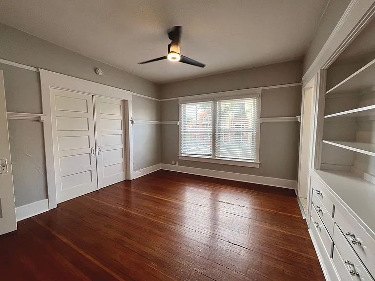 526-528 Anderson Pl — Photo 13