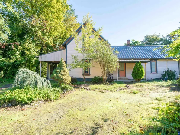 520 SW High Ave, Mill City, OR 97360