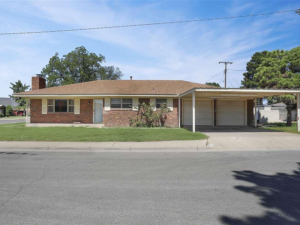 1st image of 2517 N Travis Dr