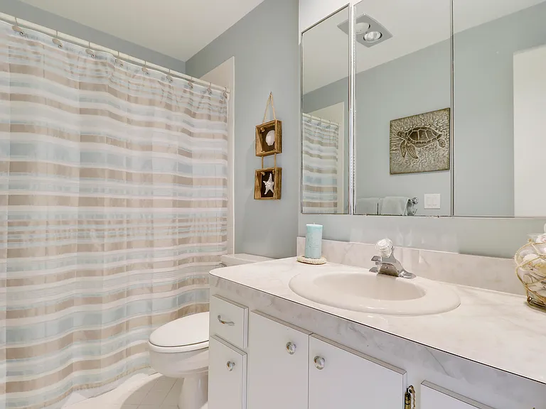 275 Beach Rd — Photo 12