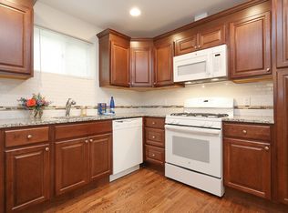 39 Fieldstone Dr APT D, Hartsdale, NY 10530