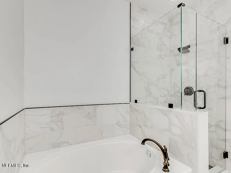 12301 Kernan Forest Blvd #902 — Photo 17