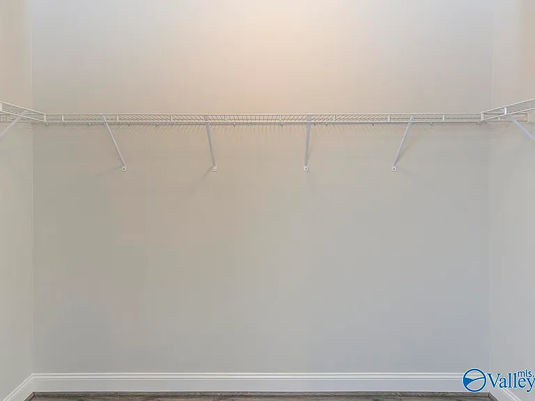 125 River Springs Ct — Photo 16