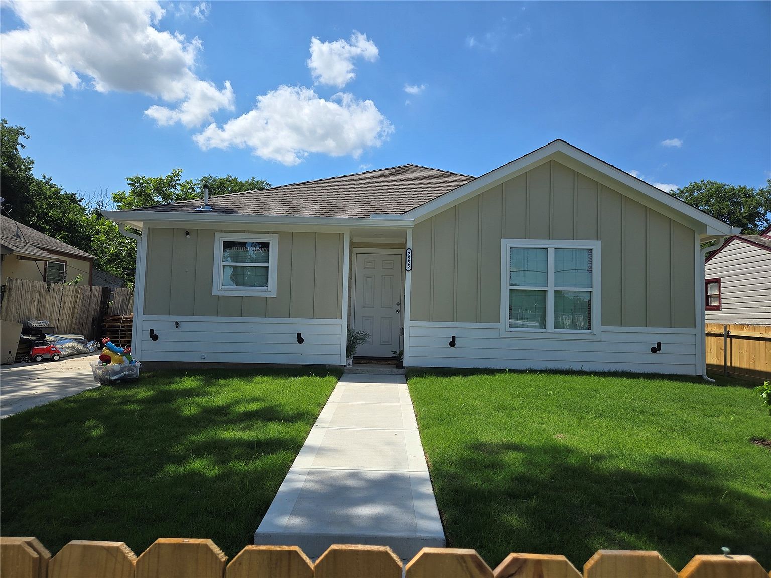 2855 E Overton Rd, Dallas, TX 75216 Zillow