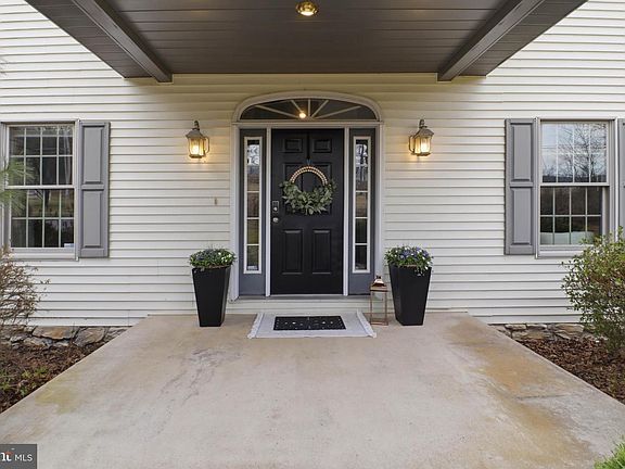 5th image of 197 Mexico Rd