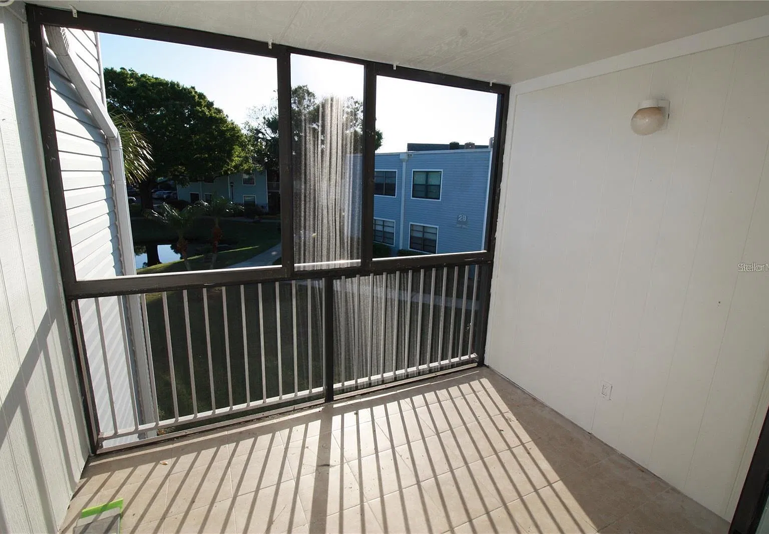 Atrium Drive 3927 - 1 — Photo 4