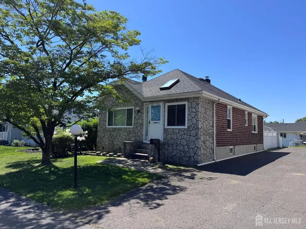 11 Lee Ave, South Amboy, NJ 08879