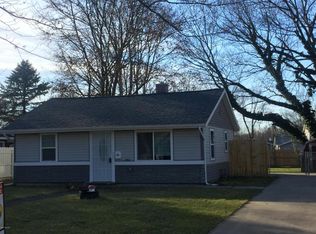 2032 Lewis Dr, Niles, MI 49120