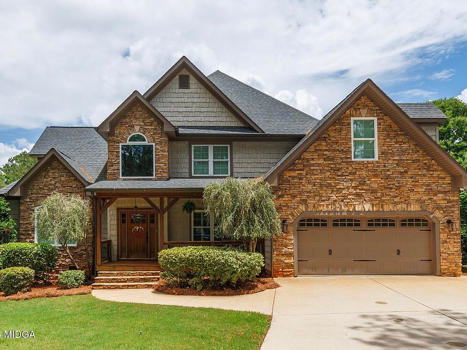 1st image of 61 Triple Crown Way
