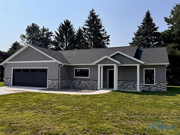 2nd image of 104 Knox Ln