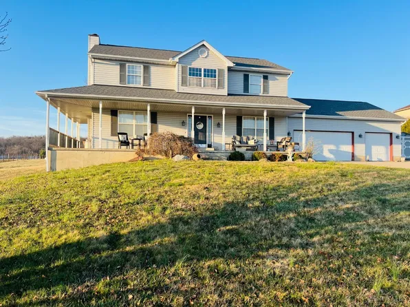 5218 Howe Rd, Trenton, OH 45067