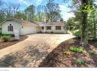 4310 Pine Lake Dr, Medina, OH 44256