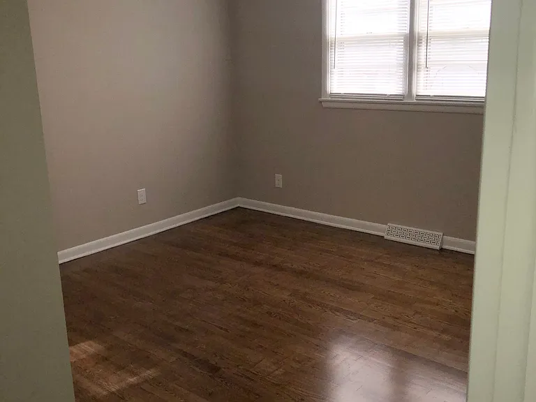 2508 N Franklin Ave — Photo 13