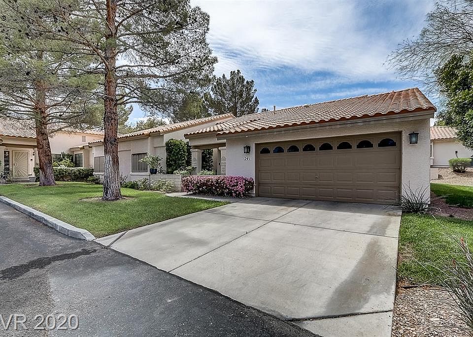 1st image of 241 Borrego Dr