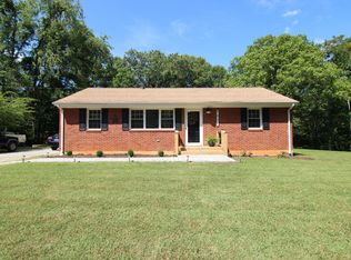 7575 Webb Rd, Boones Mill, VA 24065