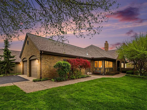 650 Cascade Hills Holw SE, Grand Rapids, MI 49546