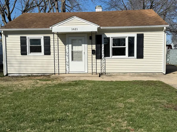 1621 N 21st St, Springfield, IL 62702